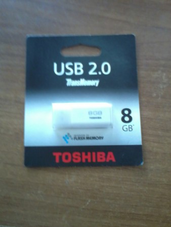Toshiba 8GB Flash Bellek